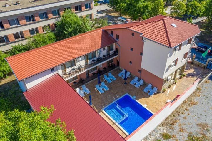 Family Hotel Preslav Luaran gambar